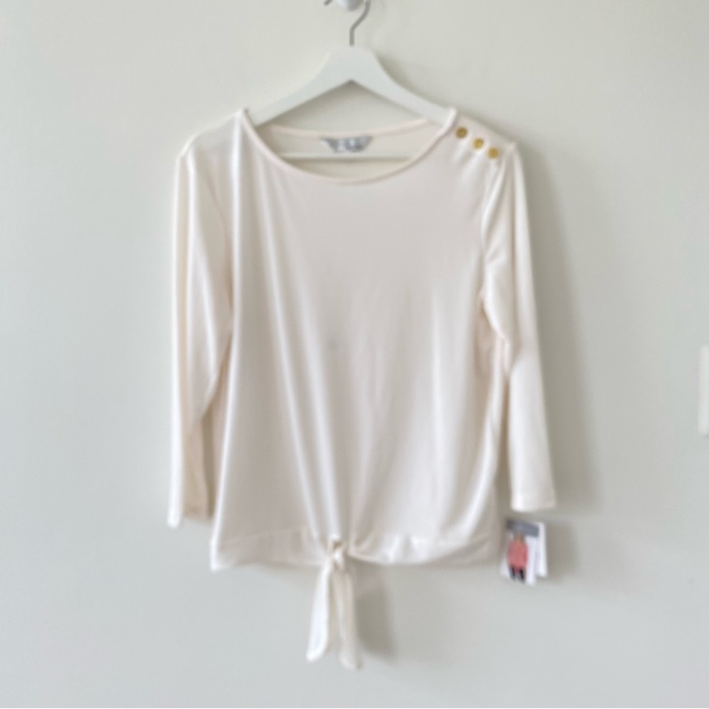 Ellen Tracy Company Women’s 3/4 Sleeve Top Cream Color